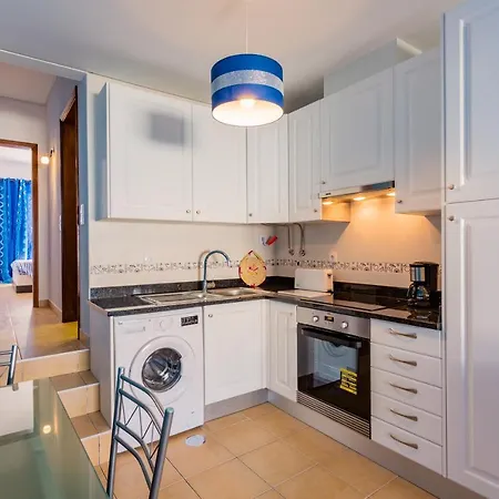 ★ Sea View ★ 1 Minute To Oldtown And ★ Albufeira