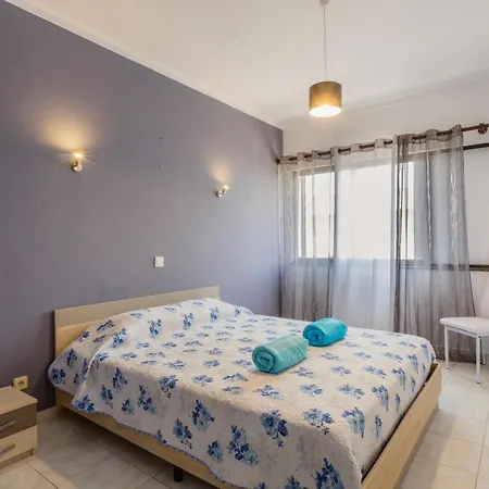 ★ Sea View ★ 1 Minute To Oldtown And ★ *