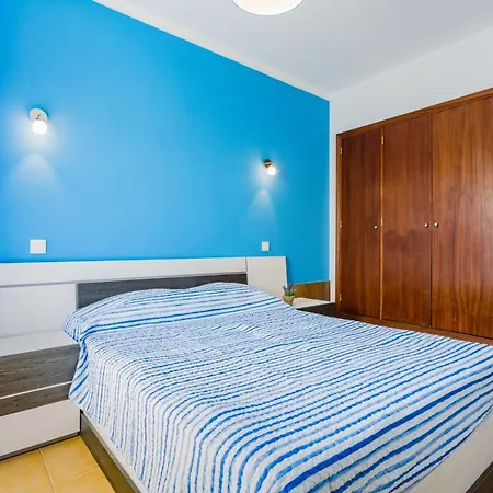 Semesterbostad ★ Sea View ★ 1 Minute To Oldtown And ★ *