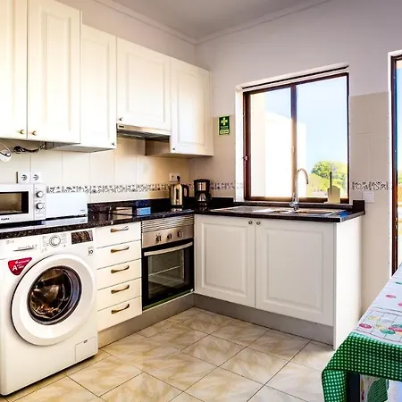 ★ Sea View ★ 1 Minute To Oldtown And ★ Holiday home