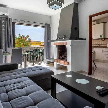★ Sea View ★ 1 Minute To Oldtown And ★ Albufeira
