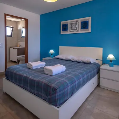 ★ Sea View ★ 1 Minute To Oldtown And ★ Albufeira