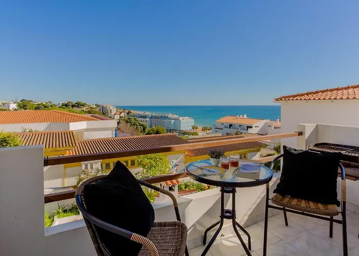 ★ Sea View ★ 1 Minute To Oldtown And ★ * Albufeira