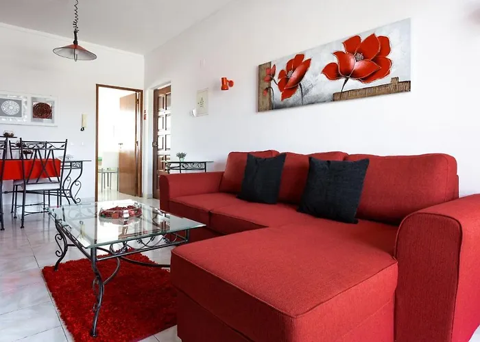 ★ Sea View ★ 1 Minute To Oldtown And ★ Albufeira