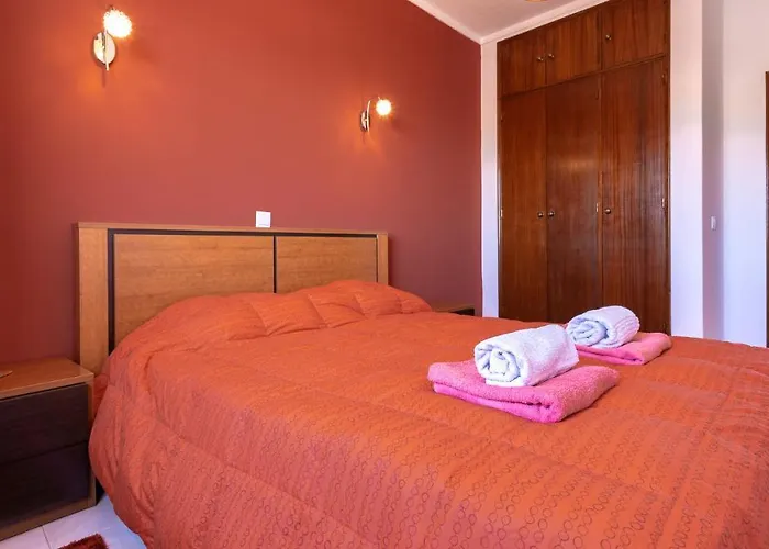 ★ Sea View ★ 1 Minute To Oldtown And ★ * Albufeira