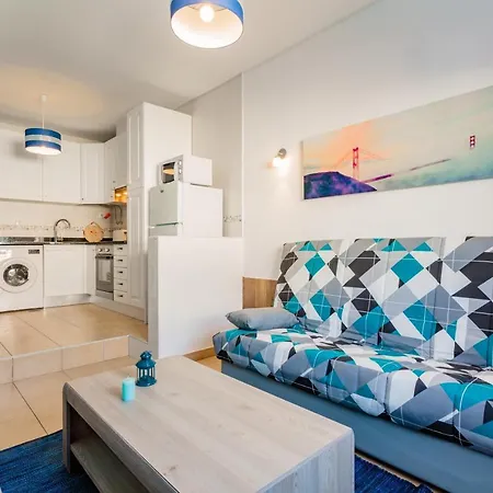 ★ Sea View ★ 1 Minute To Oldtown And ★ Сasa de vacaciones Albufeira