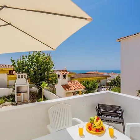 ★ Sea View ★ 1 Minute To Oldtown And ★ Сasa de vacaciones Albufeira