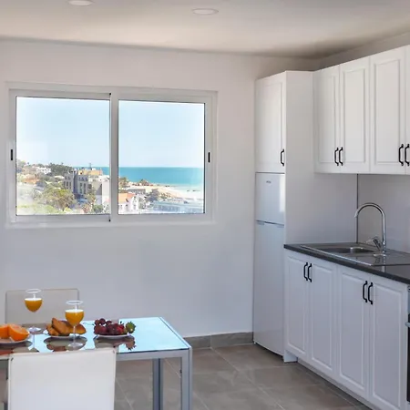 ★ Sea View ★ 1 Minute To Oldtown And ★ * אלבופיירה